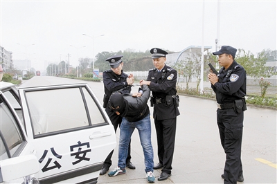 《COD14》真人宣传片 重新集结不忘兄弟情:熊猫体育(图3) 熊猫体育